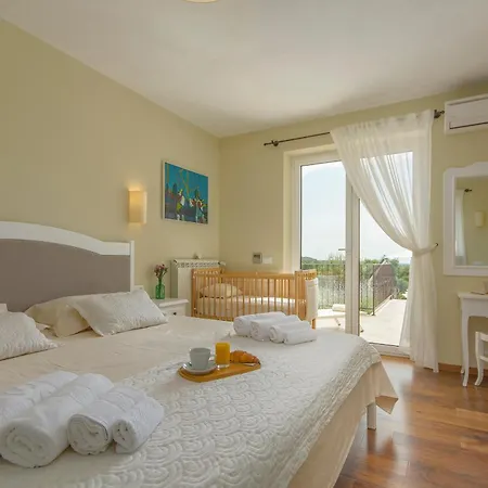 Vila 5 Star Luxury With Wellness And Sea View Strpacici