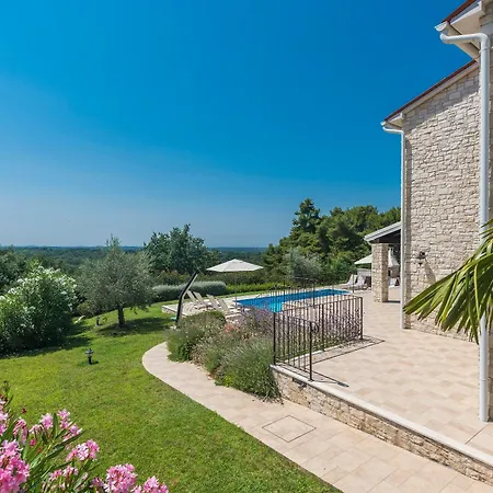5 Star Luxury With Wellness And Sea View Vila Strpacici