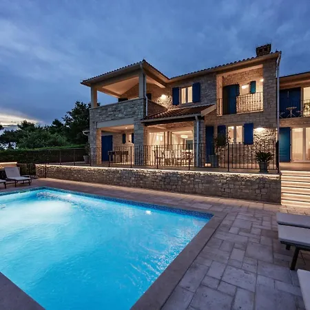 5 Star Luxury With Wellness And Sea View Vila *